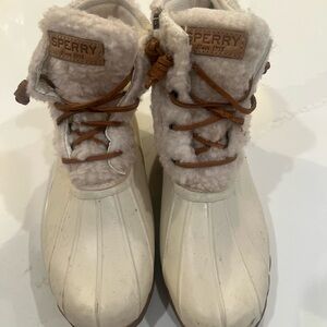 Sperry Women's Cozy Cream Boots